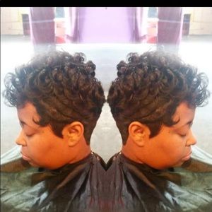 Meet your Posher, April